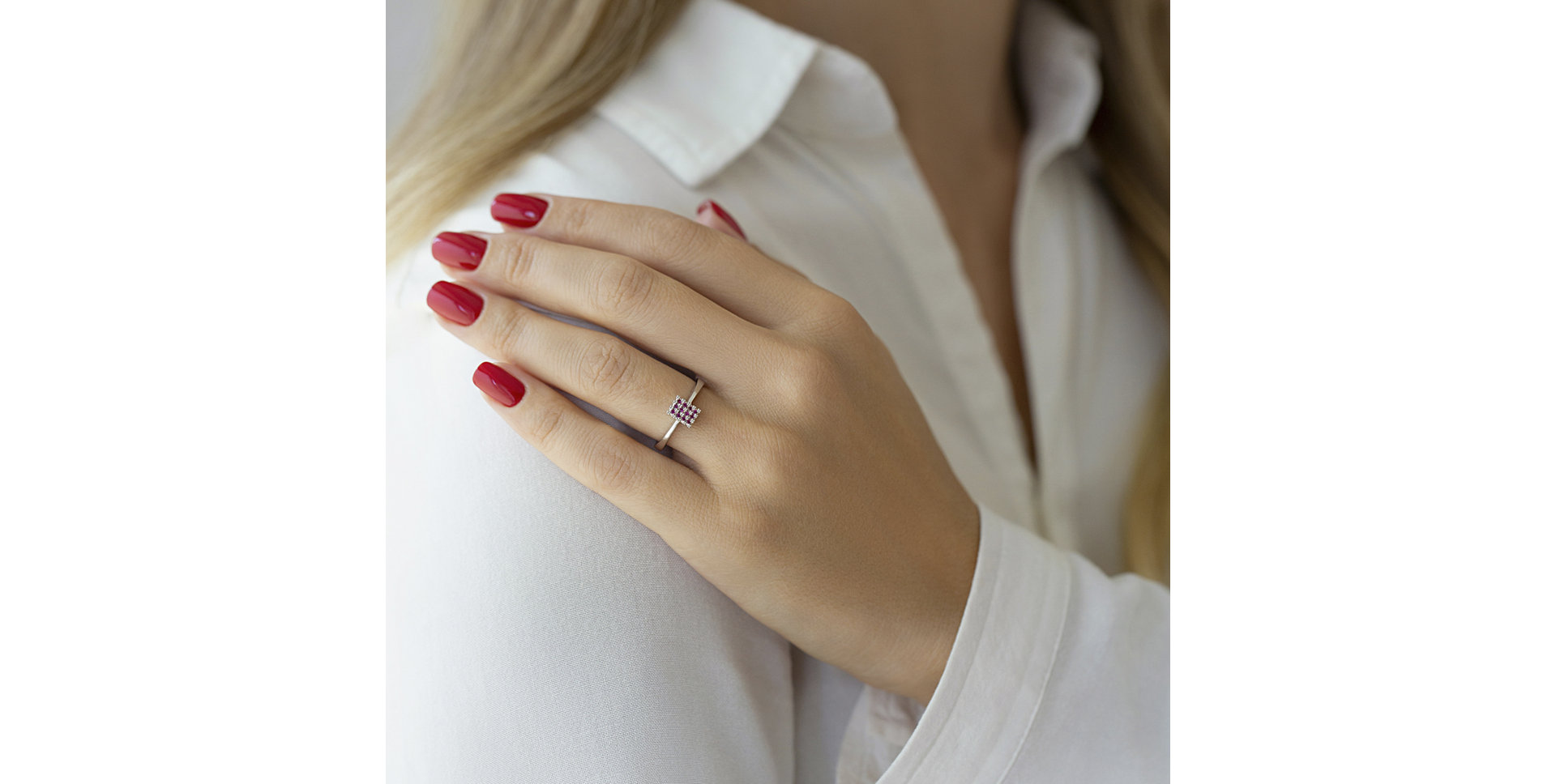 Prsten se safíry Galaxy Mosaic