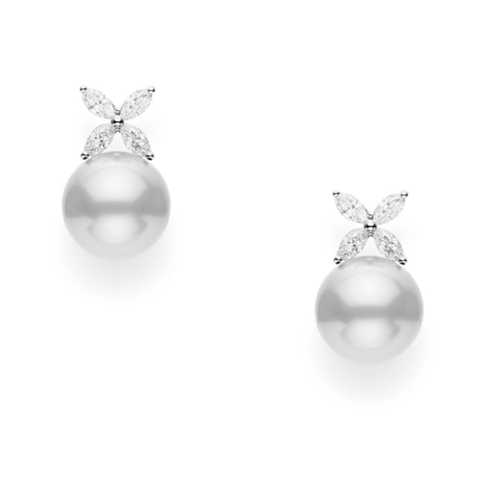 Náušnice s diamanty a bílými mořskými perlami Earrings