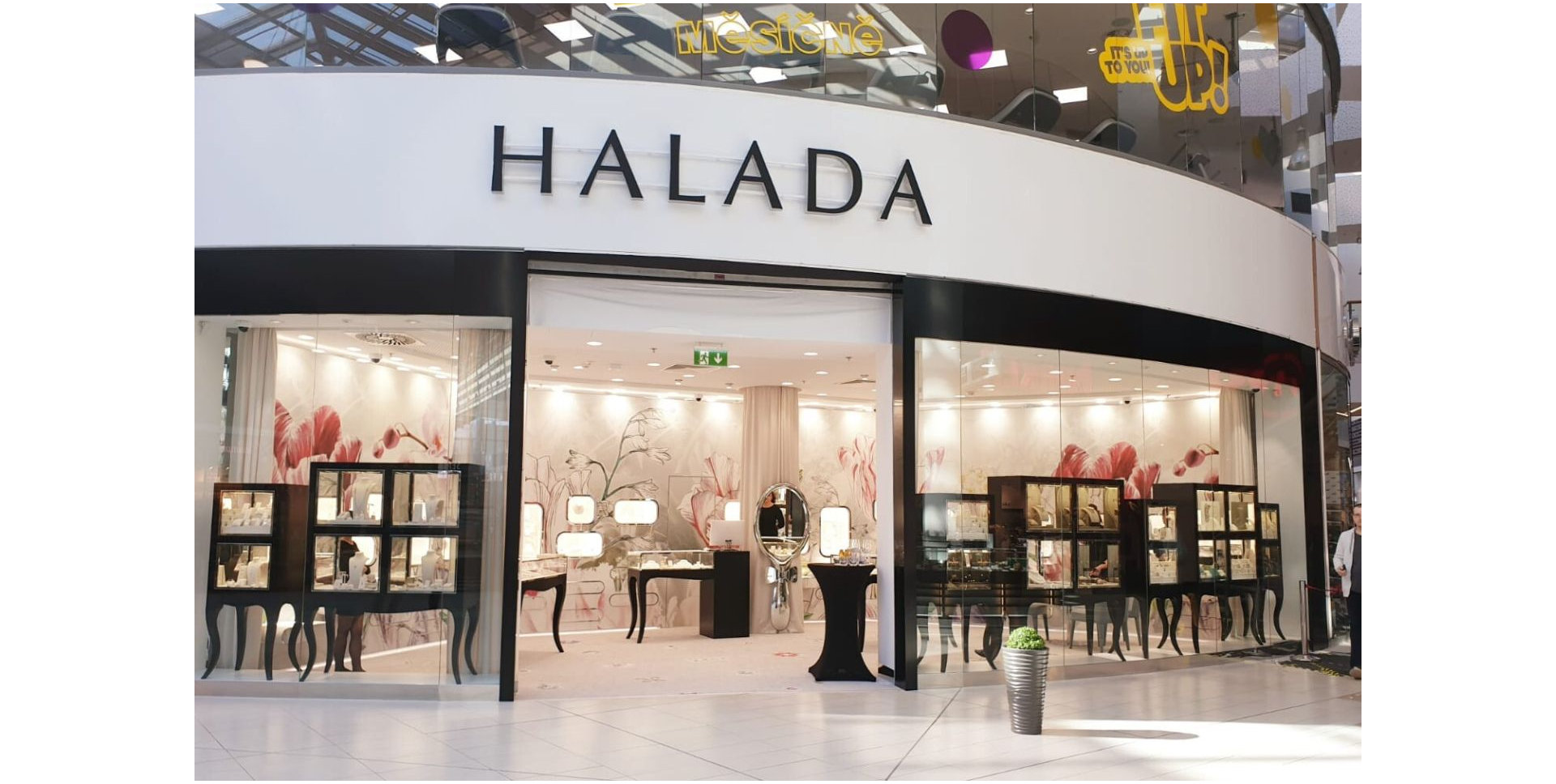 HALADA OC Avion, Ostrava